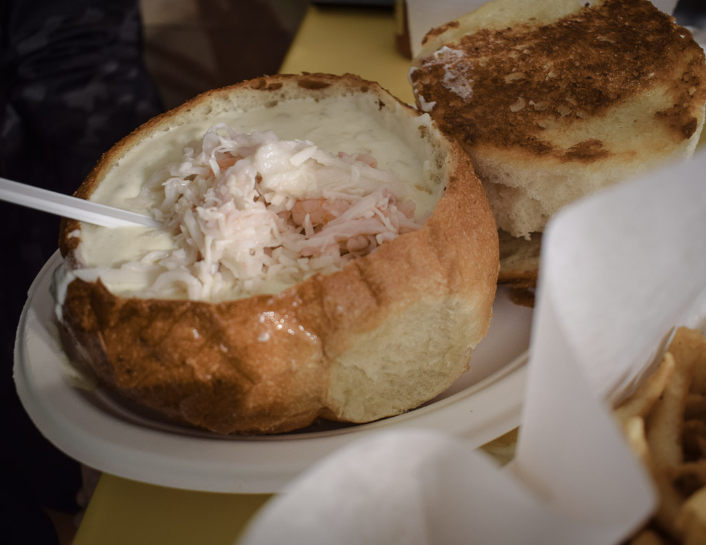 Clam chowder au splash café