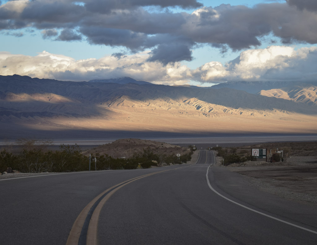 death valley aventure moto