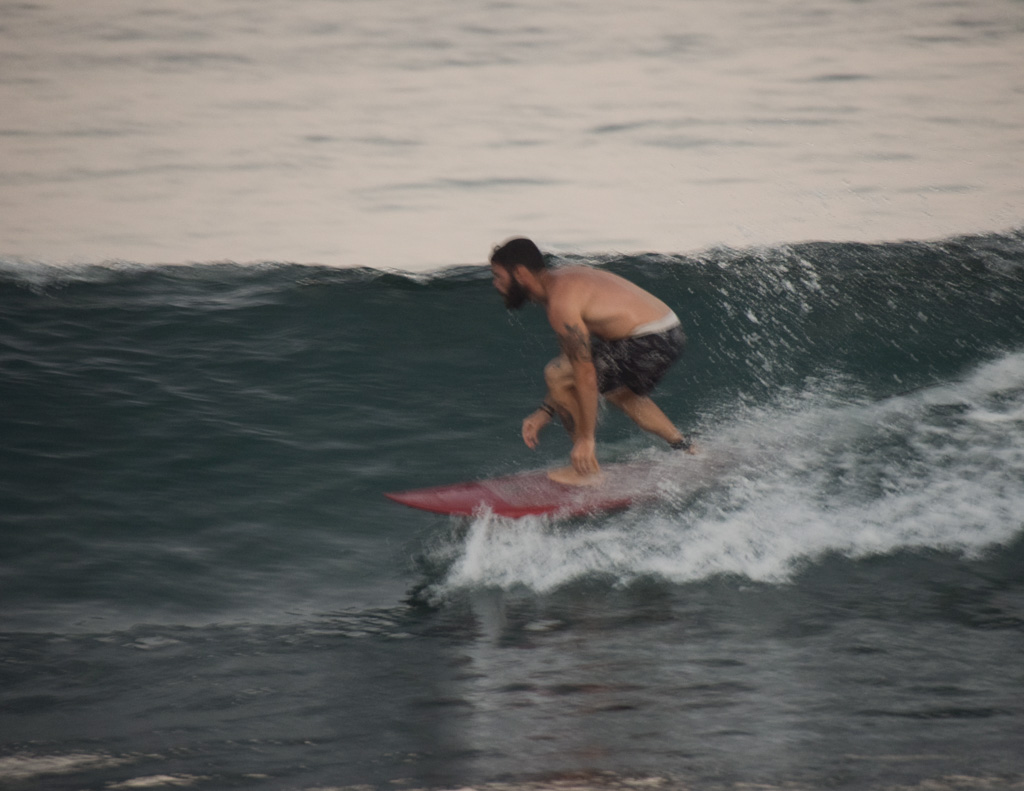 surfer les vagues de basse californie du sud