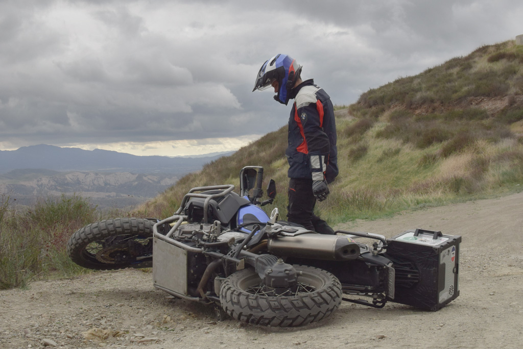 Equipement moto off road : bien équiper sa moto en tout-terrain