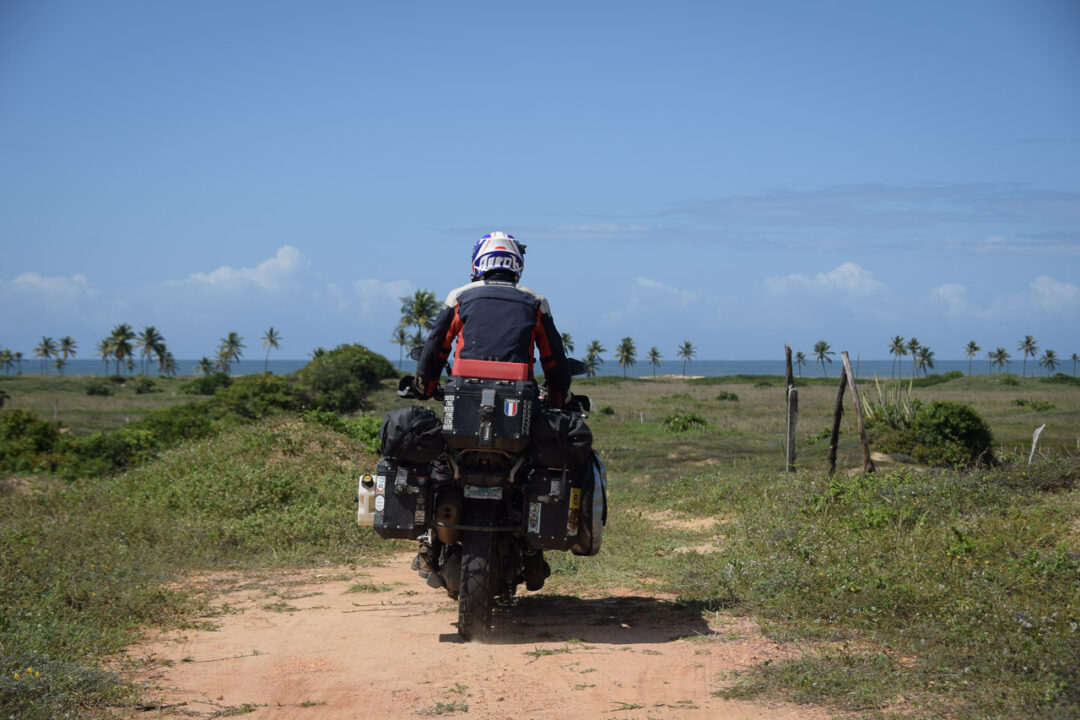 Comment rouler debout à moto